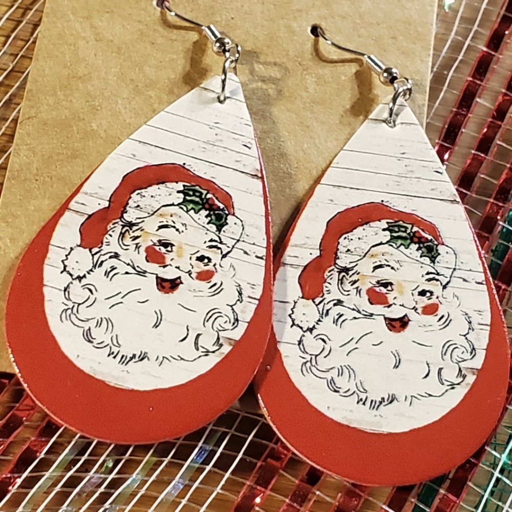 Old fashion Santa 🎅 earrings